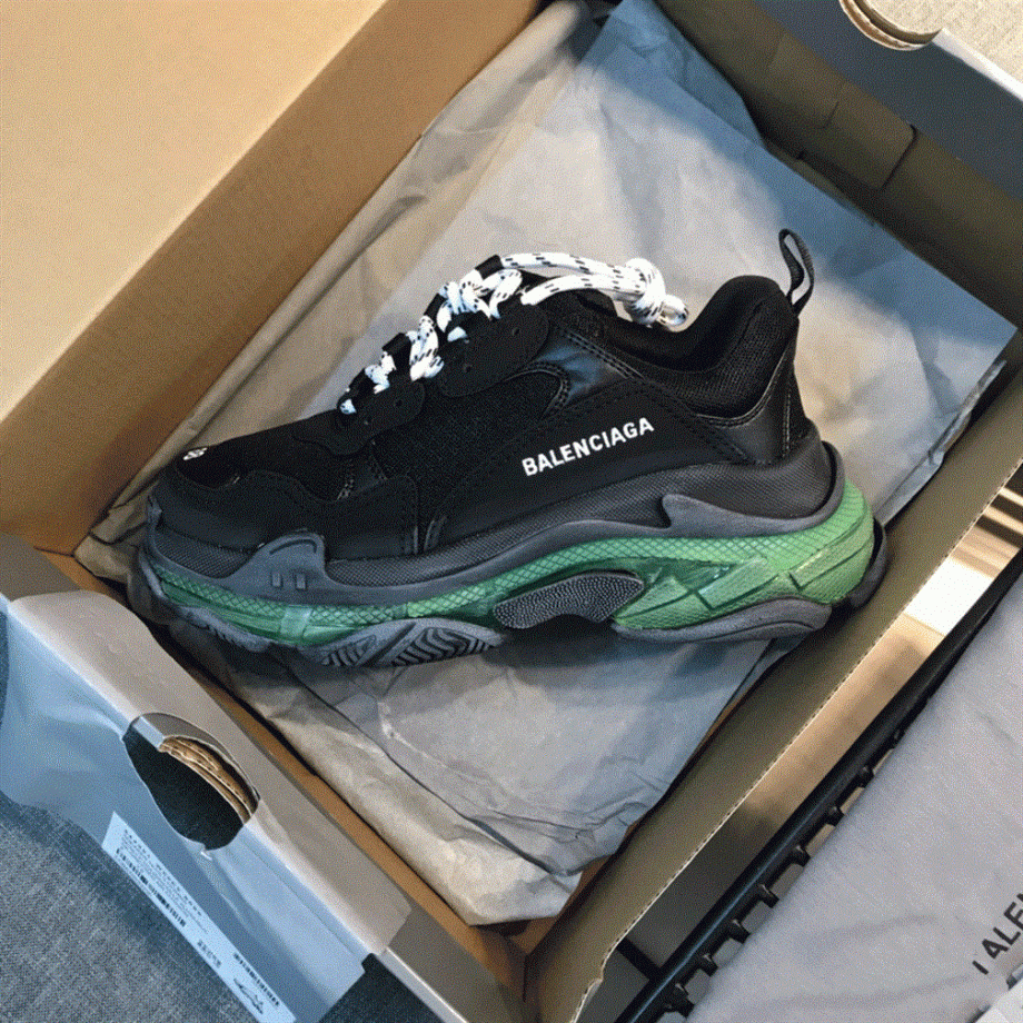 Balenciaga Triple S Clear Sole Sneaekers In Black And Green - Bb040