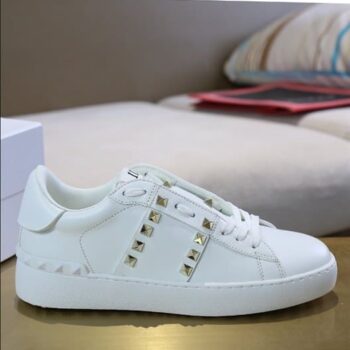 Calfskin Rockstud Untitled Sneaker - VLS024