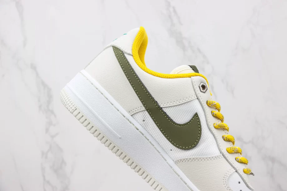 Nike Air Force 1 Low Premium "Light Bone" - AF005