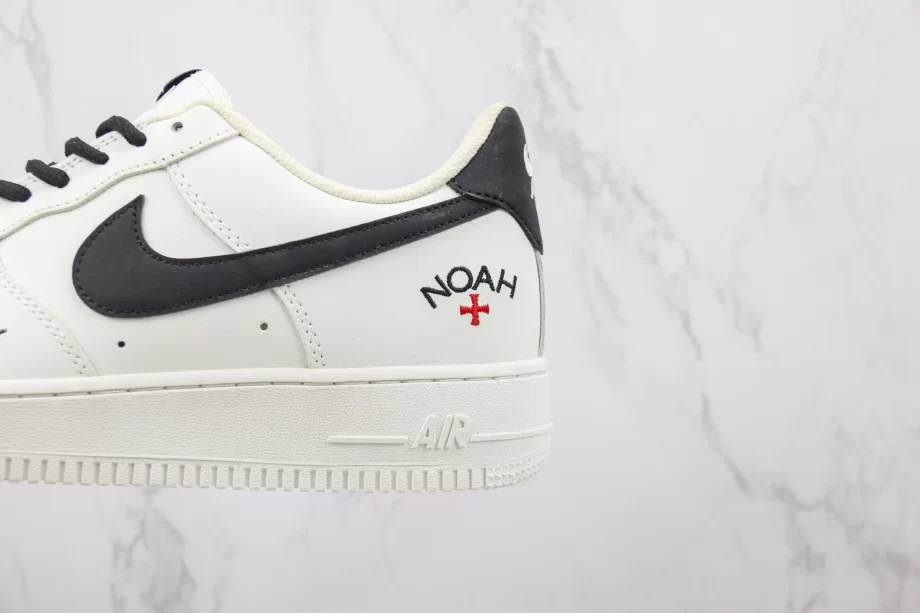 Nike Air Force 1 "NOAH" - AF003