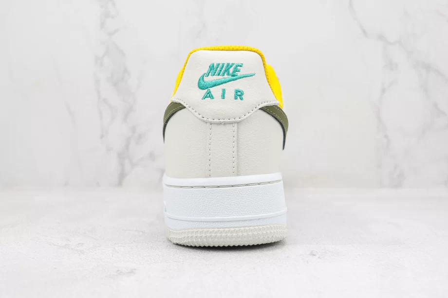 Nike Air Force 1 Low Premium "Light Bone" - AF005