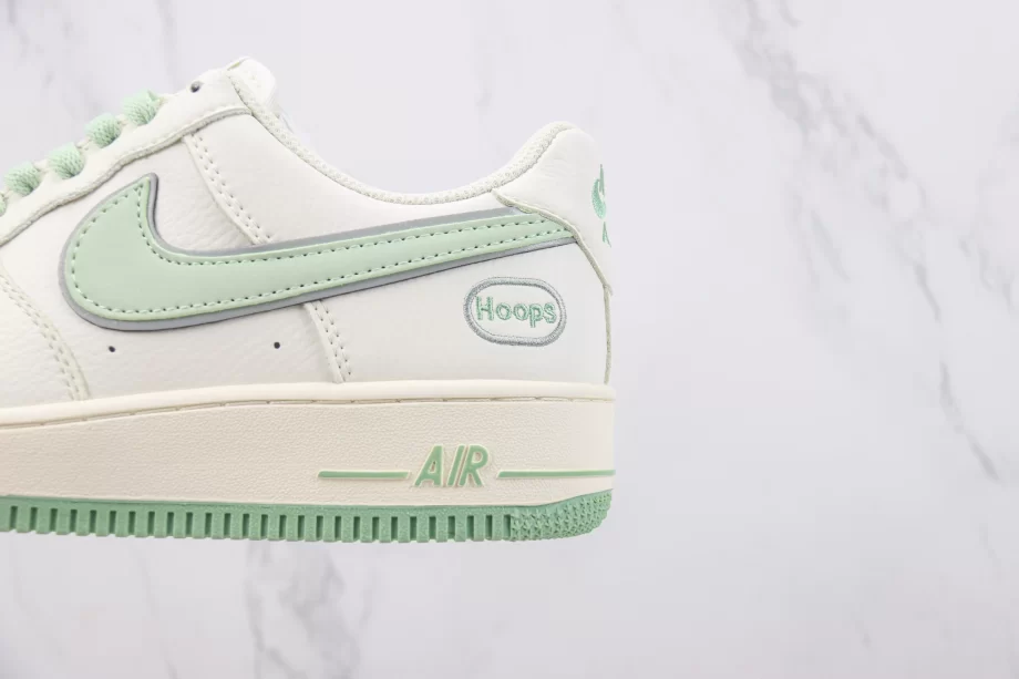 AF1 07 Low Hoops Off White Light Green - AF105