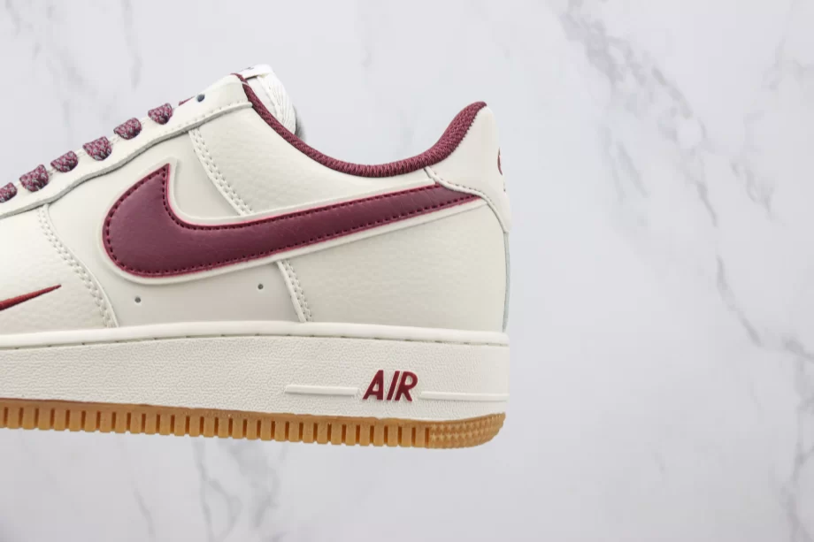 Nike AF1 Premium in White and Red - AF090