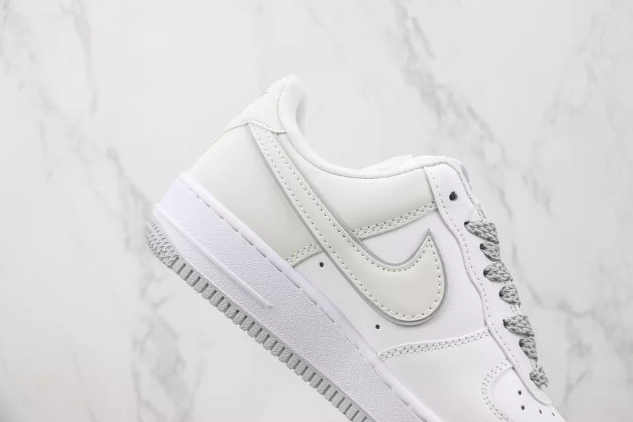 Nike Air Force 1 Low Premium "Pure Platinum" - AF071