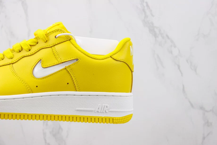 Nike Air Force 1 Low 'Yellow Jewel' - AF084