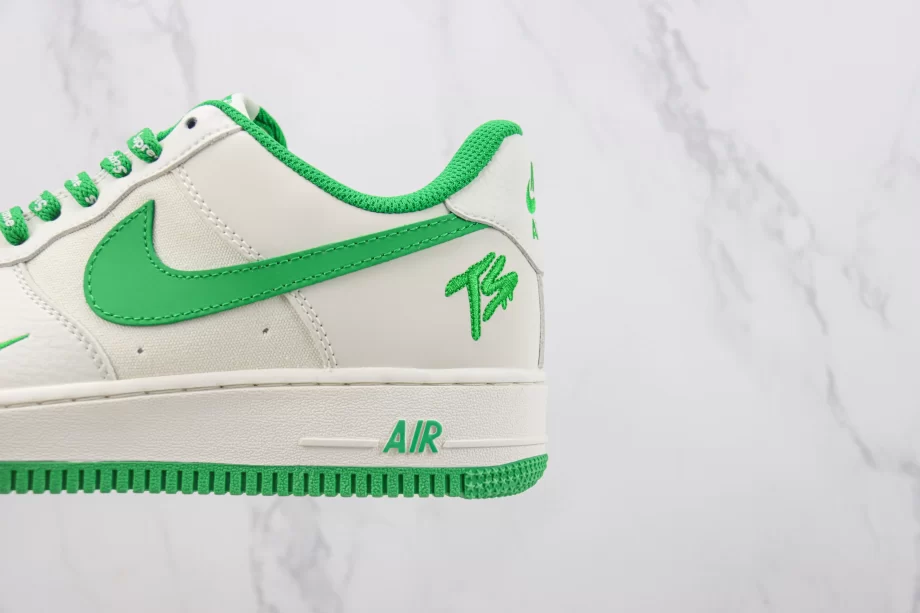 Nike AF1 Low "Supreme" White and Green - AF095