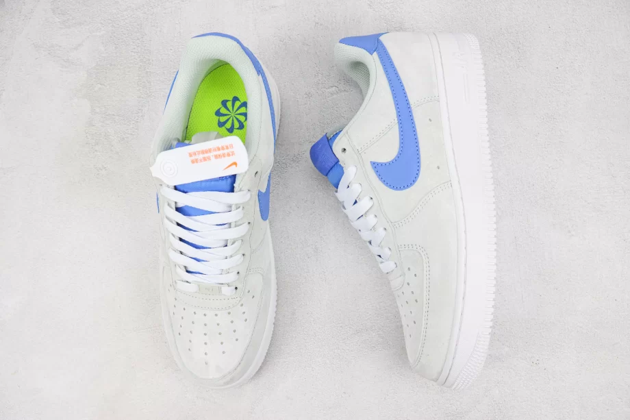 Nike Air Force 1 LXX "University Blue" - AF075