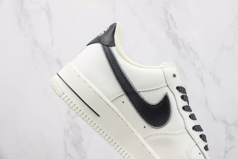 Kith x AF1 07 Low Off White Black NYC - AF106