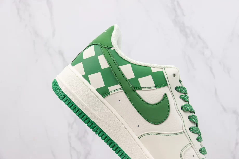 AF1 07 Low Hoops Off White Dark Green - AF111