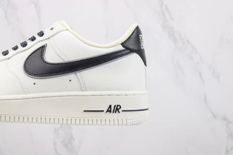 Kith x AF1 07 Low Off White Black NYC - AF106