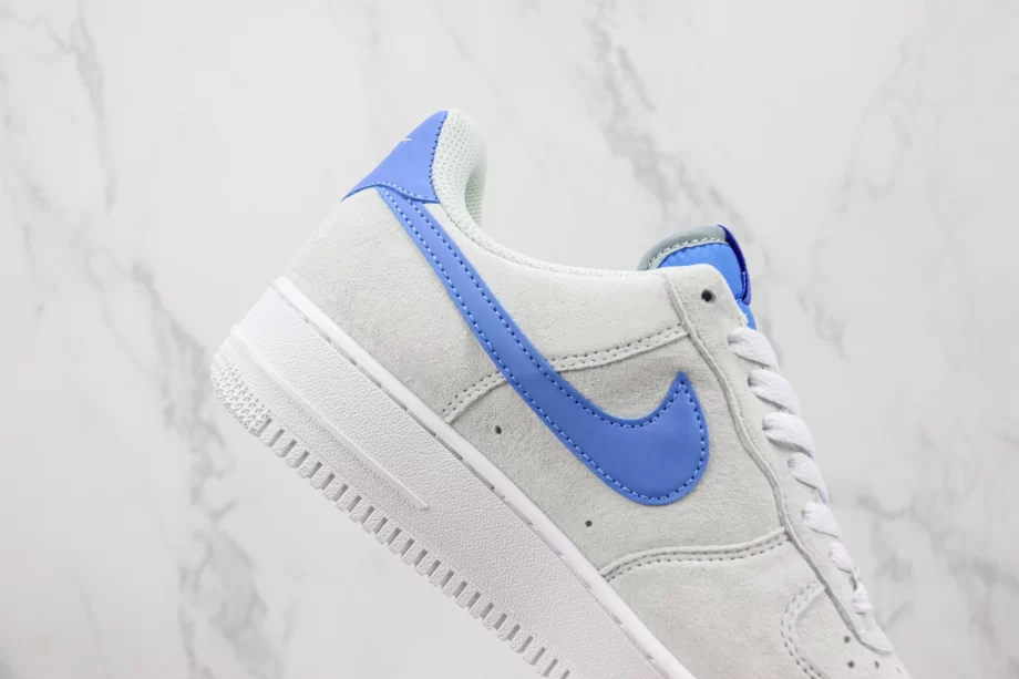 Nike Air Force 1 LXX "University Blue" - AF075