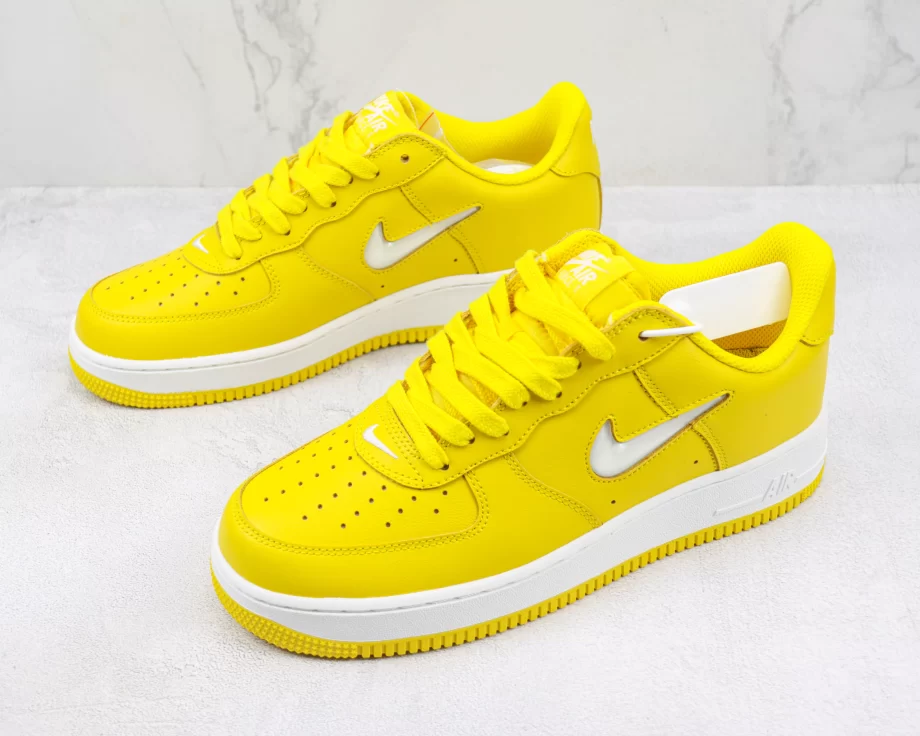 Nike Air Force 1 Low 'Yellow Jewel' - AF084