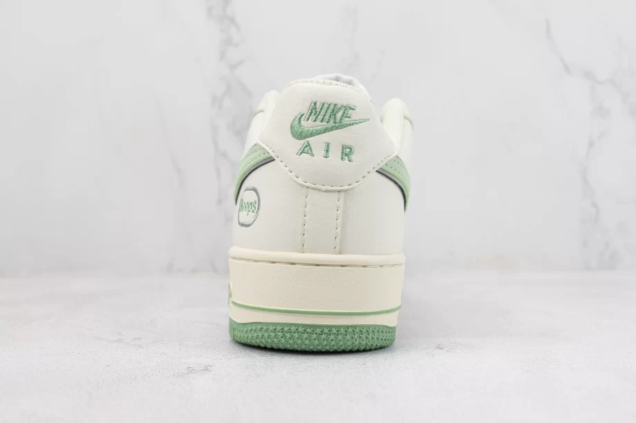 AF1 07 Low Hoops Off White Light Green - AF105