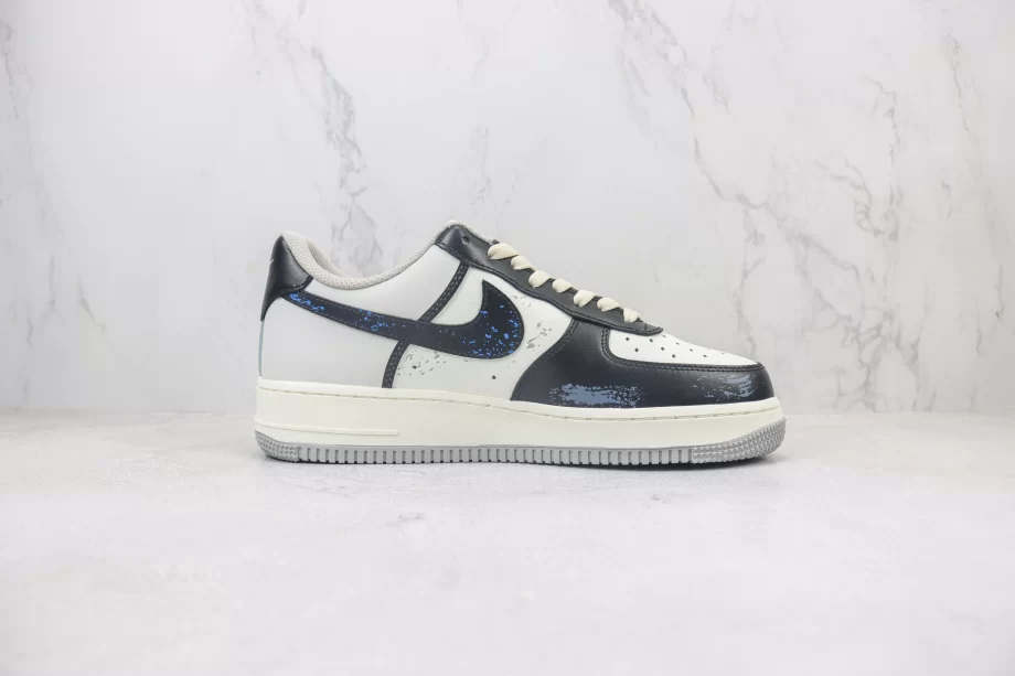 Nike Air Force 1 Low "Hold Me Tight" - AF169