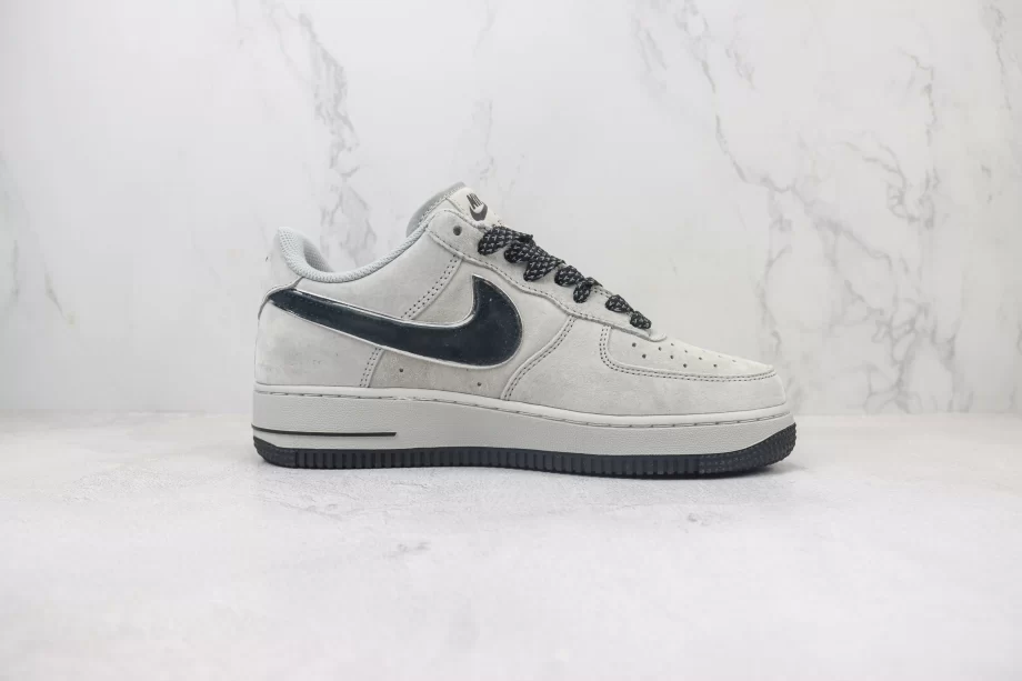 Nike Air Force 1 07 Low Beige Black Swoosh - AF141