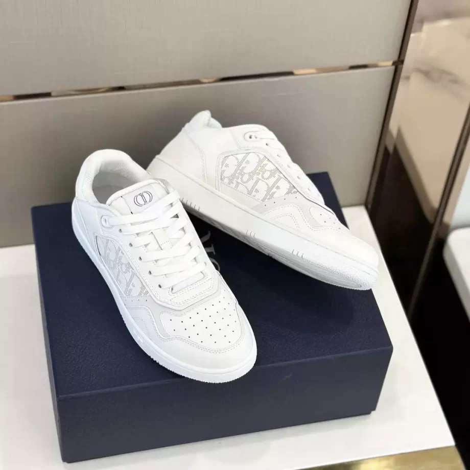 B27 Low-Top Sneaker White Smooth Calfskin and Dior Oblique Galaxy Leather - CDO113