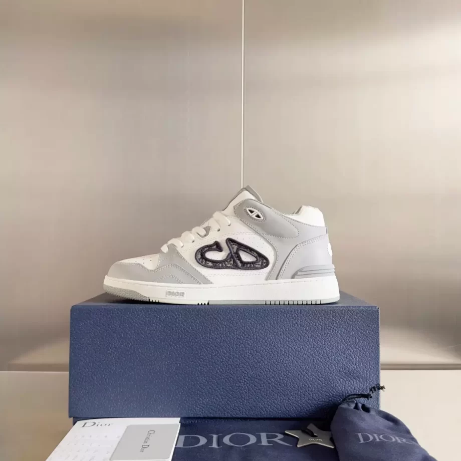 B57 Mid-Top Sneaker Gray and White Smooth Calfskin with Beige and Black Dior Oblique Jacquard - CDO109