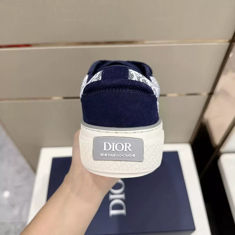 B33 Sneaker Navy Blue Dior Oblique Jacquard and Suede - CDO142