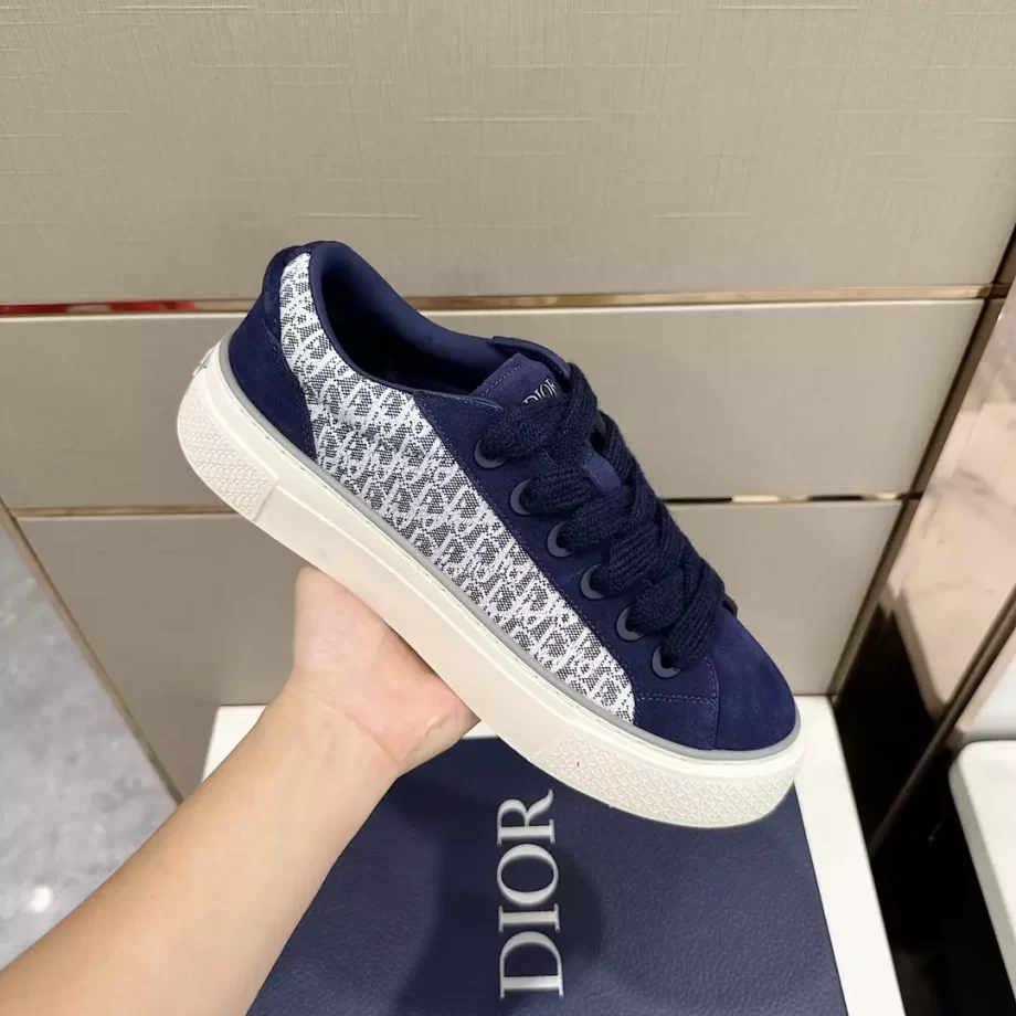 B33 Sneaker Navy Blue Dior Oblique Jacquard and Suede - CDO142