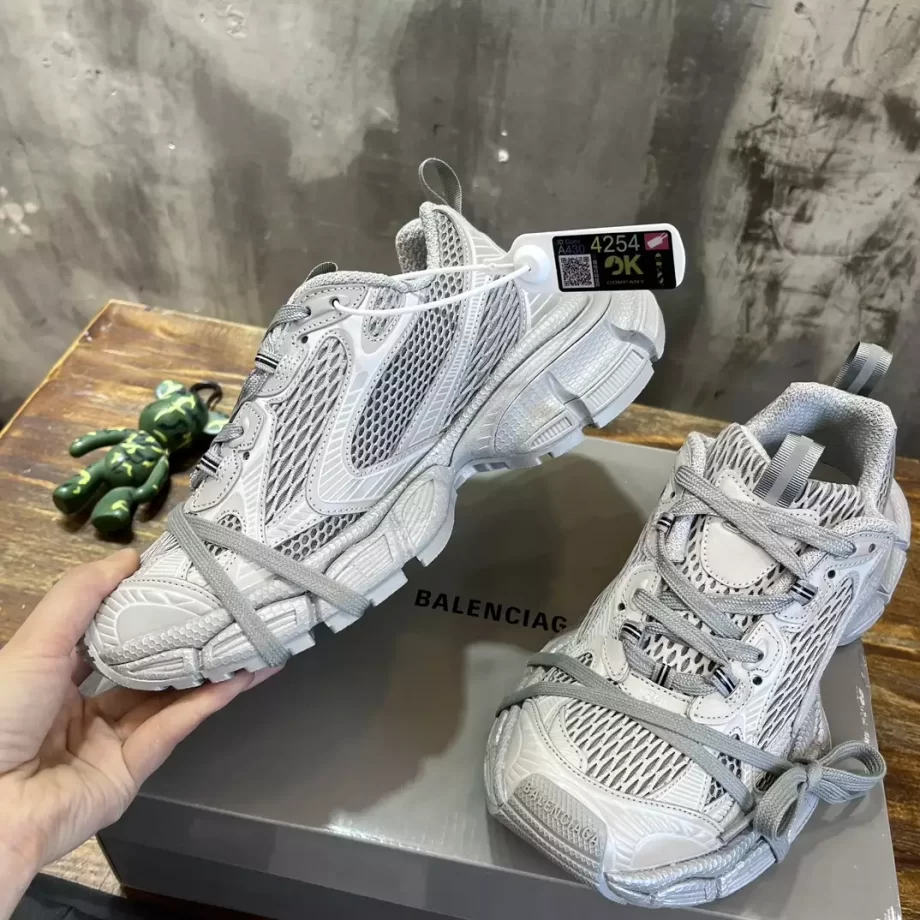 Balenciaga Men's 3XL Reflective Sneaker in Grey - BB299