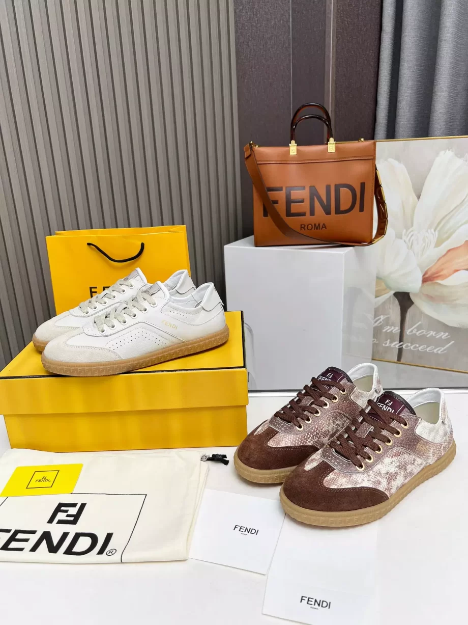 Fendi Flair White Leather Low-Tops Sneakers - FD031