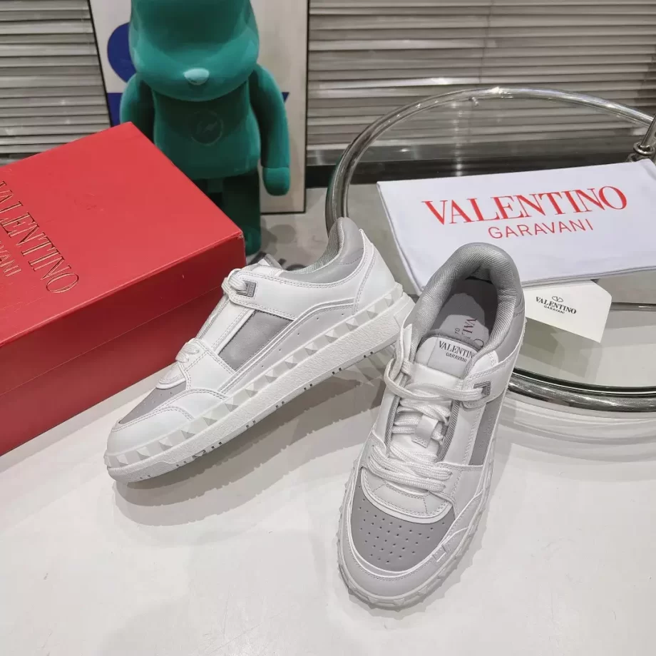 Valentino Freedots Low-Top Sneaker in Calfskin - VLS080