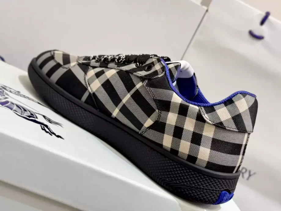 Burberry Check Terrace Sneakers in Black