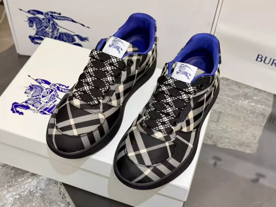 Burberry Check Terrace Sneakers in Black