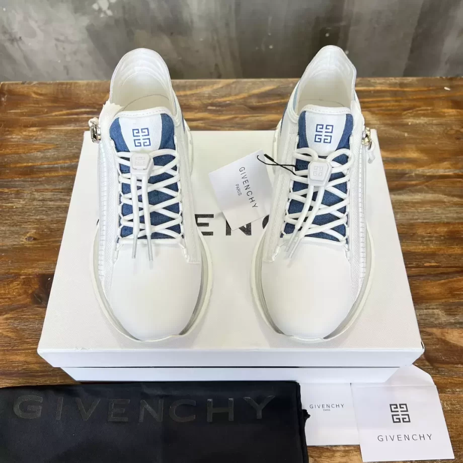 Givenchy Spectre Runner Sneakers in Synthetic Fiber and Denim Blue - G45V