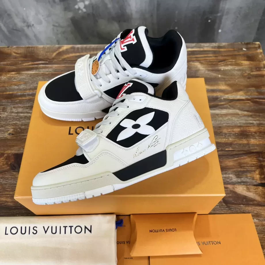 LV Trainer Sneaker Black Nubuck Calf Leather and Grained Calf Leather - LSVT295LV Trainer Sneaker Black Nubuck Calf Leather and Grained Calf Leather - LSVT295