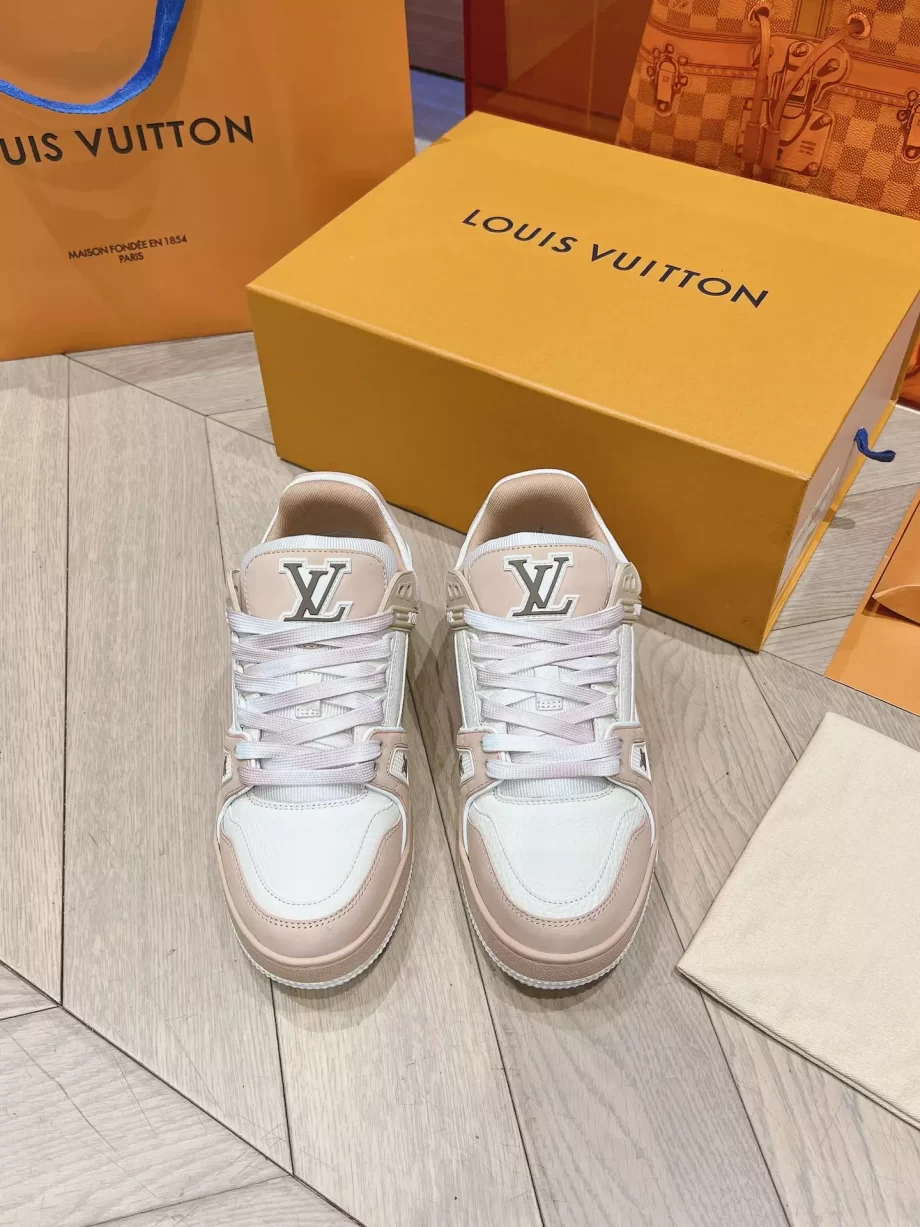 LV Trainer Sneaker Pink Nubuck and Grained Leather - LSVT289