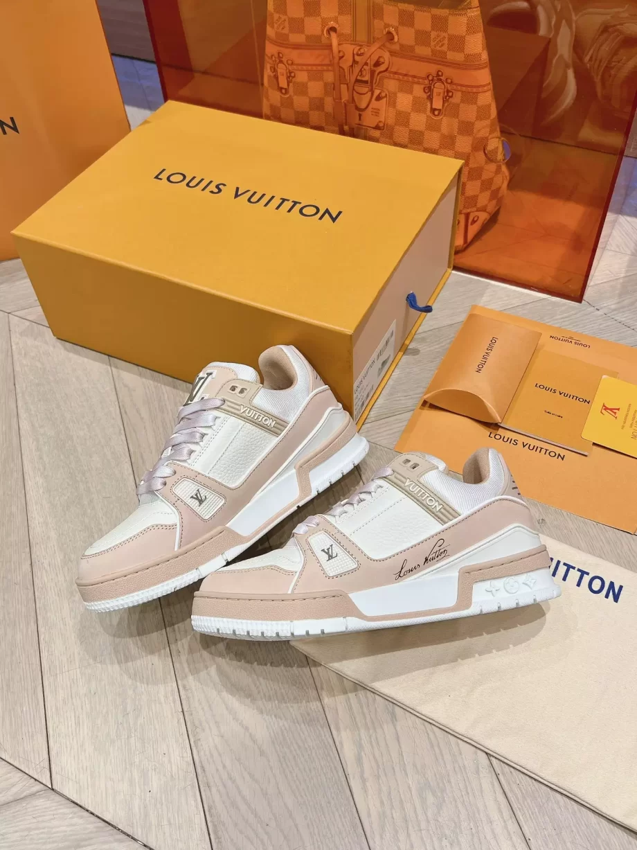 LV Trainer Sneaker Pink Nubuck and Grained Leather - LSVT289